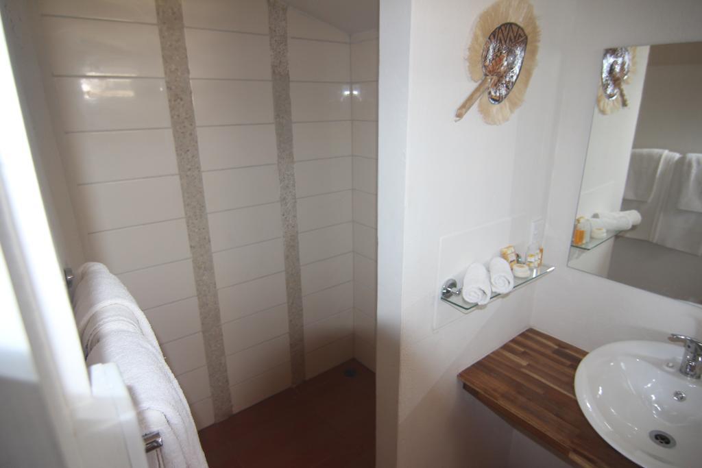 Boathouse Apartments Neiafu Zimmer foto